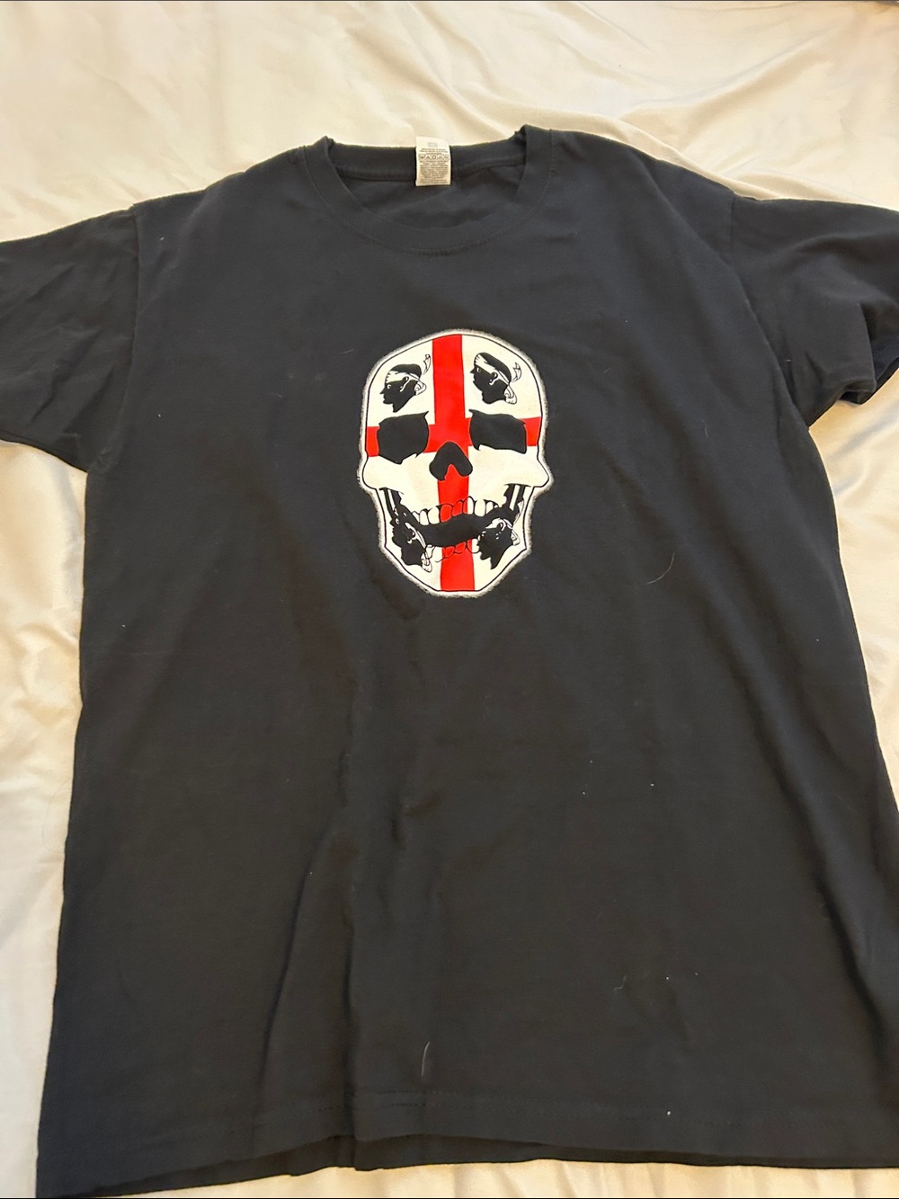 Fruit of the Loom Black Short Sleeve Tee with Red & White Skull Graphic